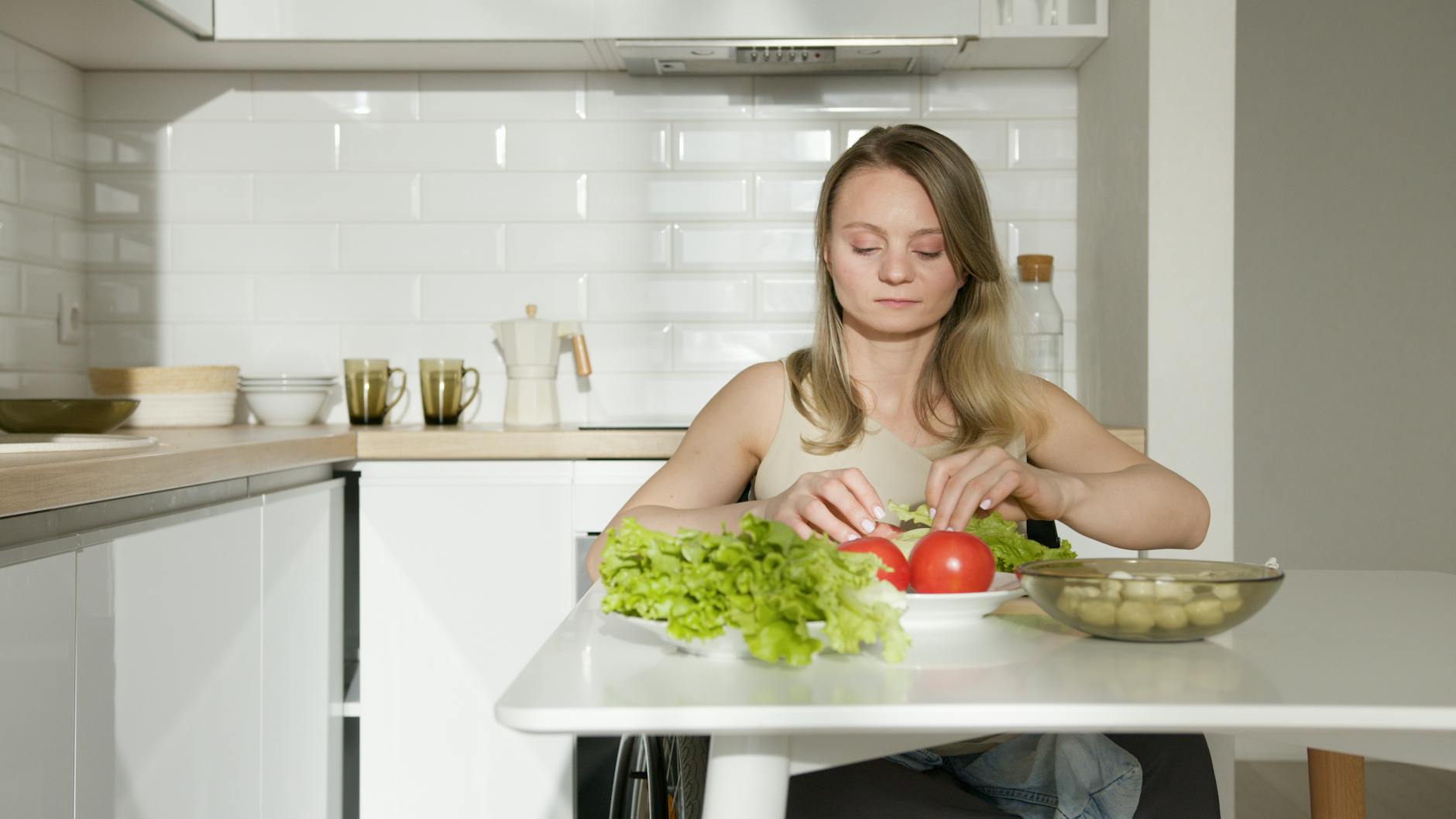 PCOS & Insulin Resistance: Heal Your Hormones Through Food